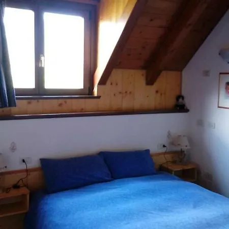 Genziana Affittacamere 3*